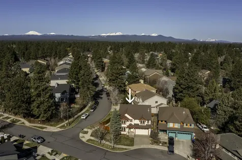 61285 Bronze Meadow Lane Bend OR 97702