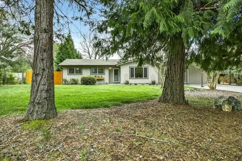 155 Allenwood Drive Grants Pass OR 97527