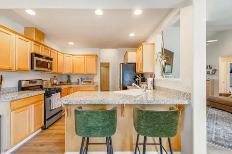3790 SW Gene Sarazan Drive Redmond OR 97756