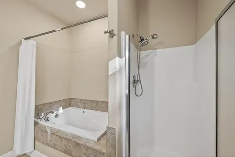 19811 Kenzie Avenue Bend OR 97702