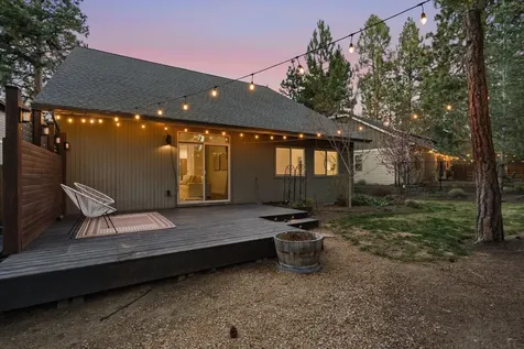 19811 Kenzie Avenue Bend OR 97702