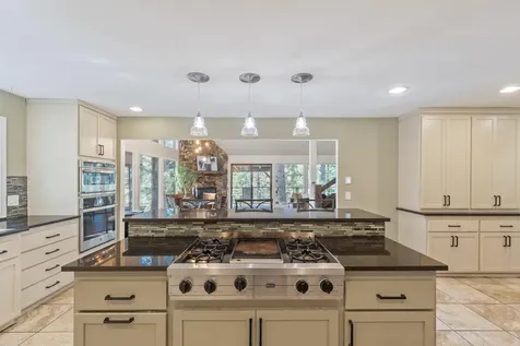 525 Ingalls Lane Wilderville OR 97543