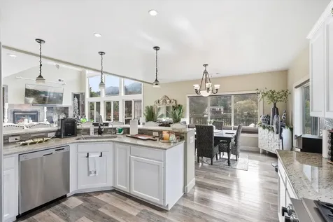 461 Fielder Lane Grants Pass OR 97526