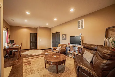 1050 Azure Way Eagle Point OR 97524