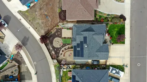 1050 Azure Way Eagle Point OR 97524