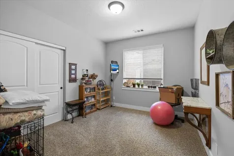 1025 Mcphearson Lane Medford OR 97504