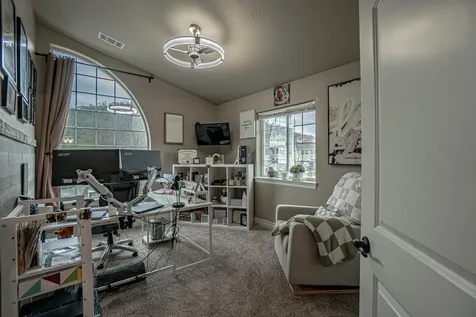 120 Eagle Trace Drive Medford OR 97504