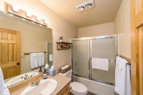 1612 Prairie Falcon Drive Redmond OR 97756