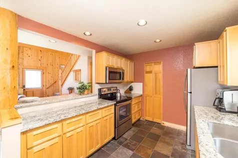 1612 Prairie Falcon Drive Redmond OR 97756