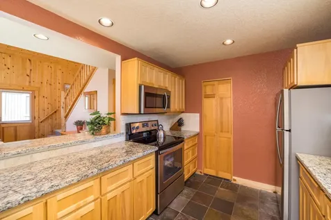1612 Prairie Falcon Drive Redmond OR 97756