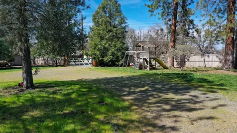 549 Wilson Road Central Point OR 97502