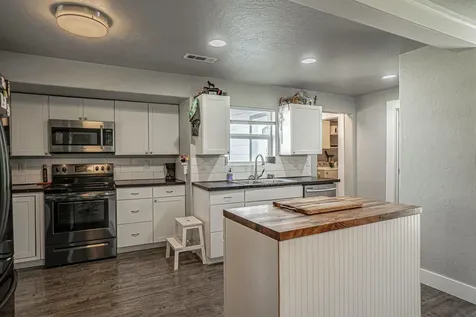 549 Wilson Road Central Point OR 97502