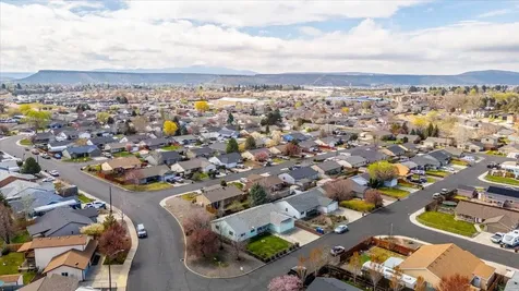 1122 NE Manzanita Street Prineville OR 97754
