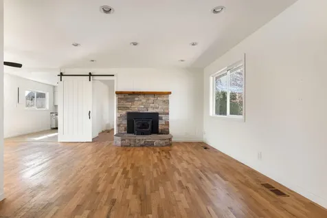 1830 SW 16th Street Redmond OR 97756