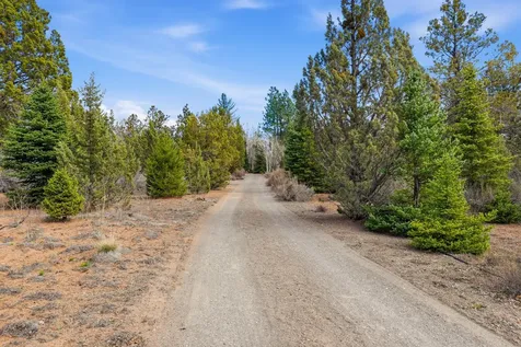 63940 E Quail Haven Drive Bend OR 97703