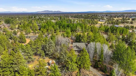 63940 E Quail Haven Drive Bend OR 97703