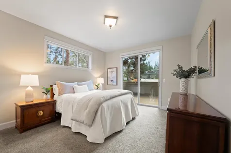 2531 NW Locke Court Bend OR 97703