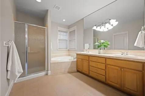 2531 NW Locke Court Bend OR 97703