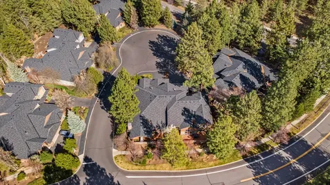 2531 NW Locke Court Bend OR 97703