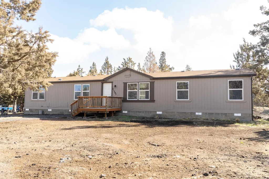 21395 Chasing Cattle Lane Bend OR 97701