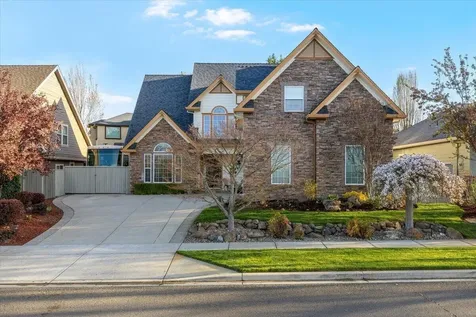 3773 Creek View Drive Medford OR 97504