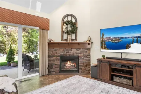 3773 Creek View Drive Medford OR 97504