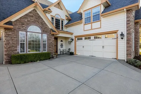 3773 Creek View Drive Medford OR 97504