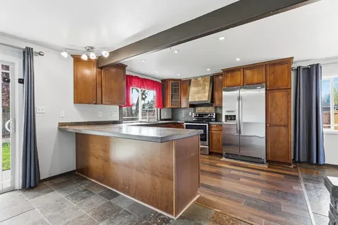 2864 Hawaiian Avenue Medford OR 97504