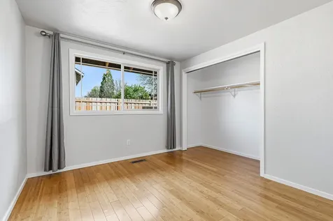 2864 Hawaiian Avenue Medford OR 97504