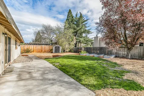2864 Hawaiian Avenue Medford OR 97504