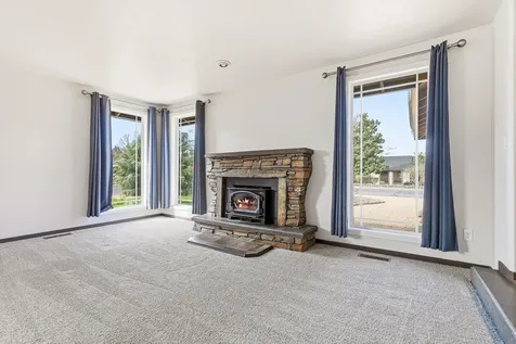 2864 Hawaiian Avenue Medford OR 97504
