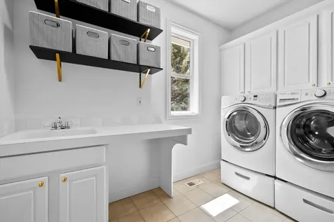 2300 Condor Drive Redmond OR 97756