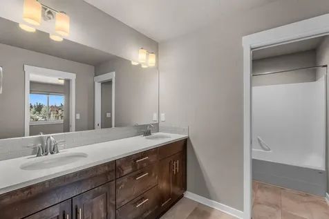 20991 NE Legend Place Bend OR 97701