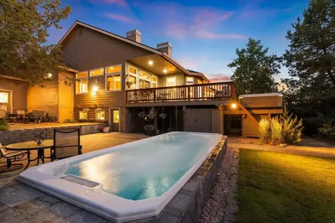 6904 SW Joshua Court Powell Butte OR 97753