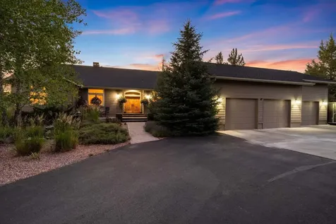 6904 SW Joshua Court Powell Butte OR 97753