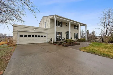 1103 NE Richard Lane Madras OR 97741