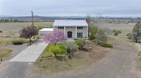 1103 NE Richard Lane Madras OR 97741