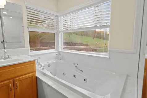 580 Ragsdale Road Trail OR 97541