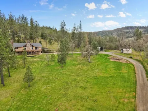 580 Ragsdale Road Trail OR 97541