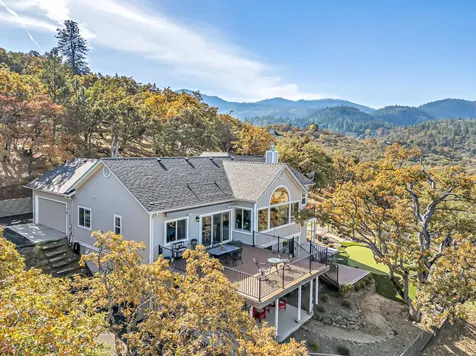 5227 Pioneer Road Medford OR 97501