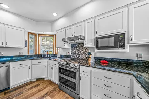 5227 Pioneer Road Medford OR 97501