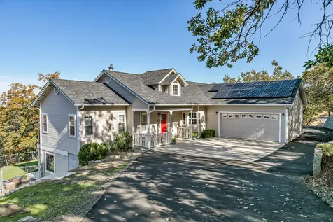 5227 Pioneer Road Medford OR 97501