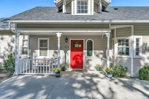5227 Pioneer Road Medford OR 97501