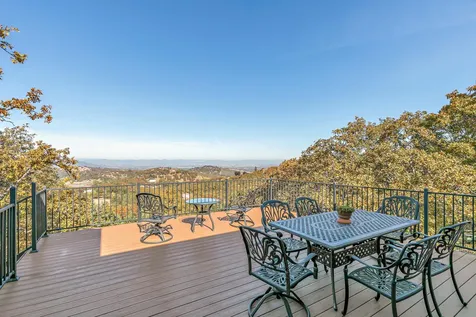 5227 Pioneer Road Medford OR 97501