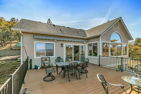5227 Pioneer Road Medford OR 97501