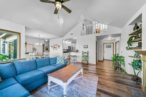 5227 Pioneer Road Medford OR 97501