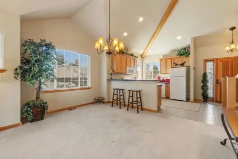 5006 Swallow Court Klamath Falls OR 97601
