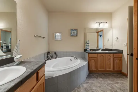 5006 Swallow Court Klamath Falls OR 97601