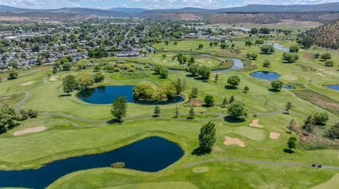 214 SW Meadow Lakes Drive Prineville OR 97754