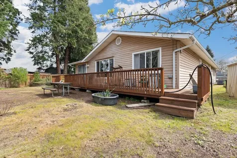 1584 NW Spray Court Roseburg OR 97471